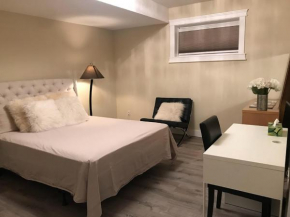 Cozy and Quiet Room with Private Bathroom